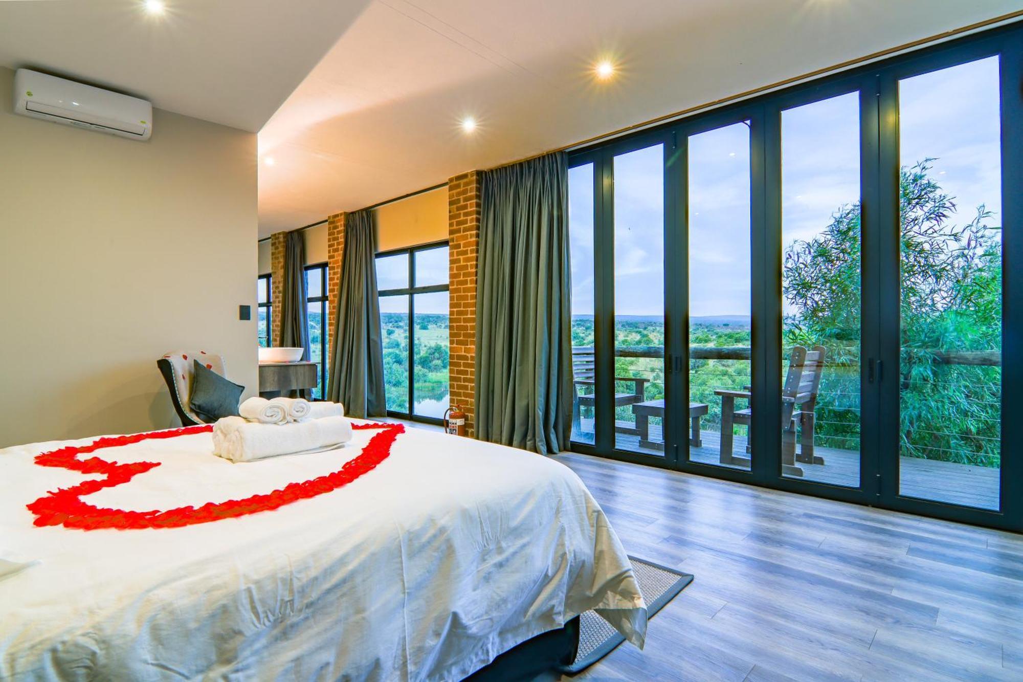 The Cliffhanger Lodge Mabula Game Reserve Экстерьер фото