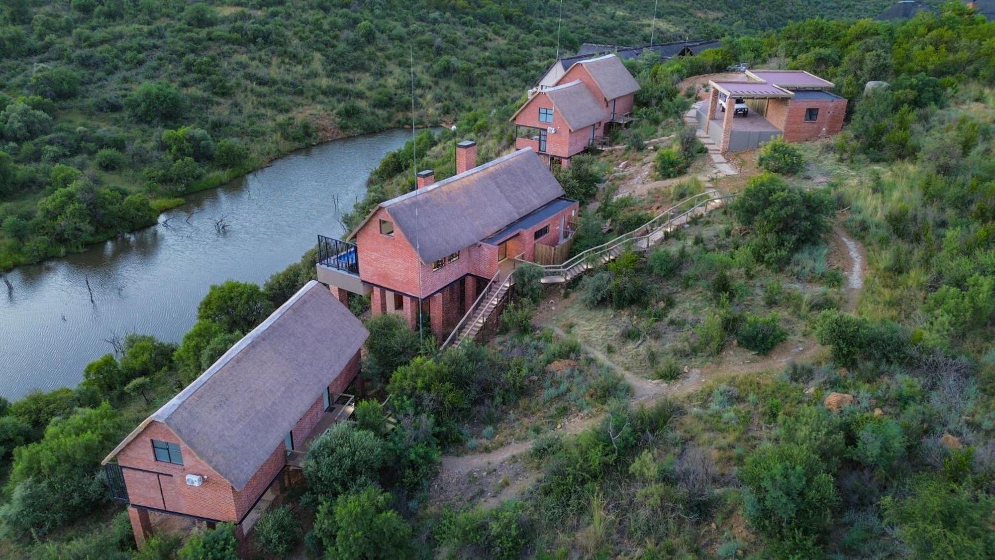 The Cliffhanger Lodge Mabula Game Reserve Экстерьер фото